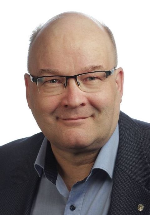 Jari Mustonen Kuva Jari M. Mustonen portrait.